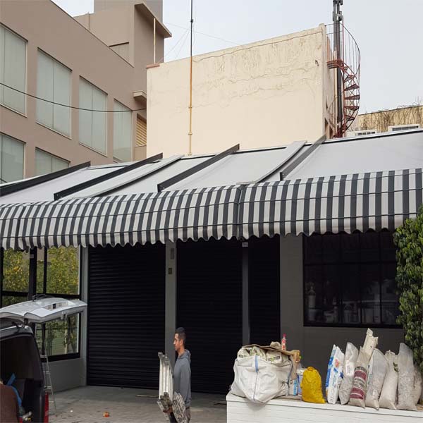 Τέντα Καταστήματος