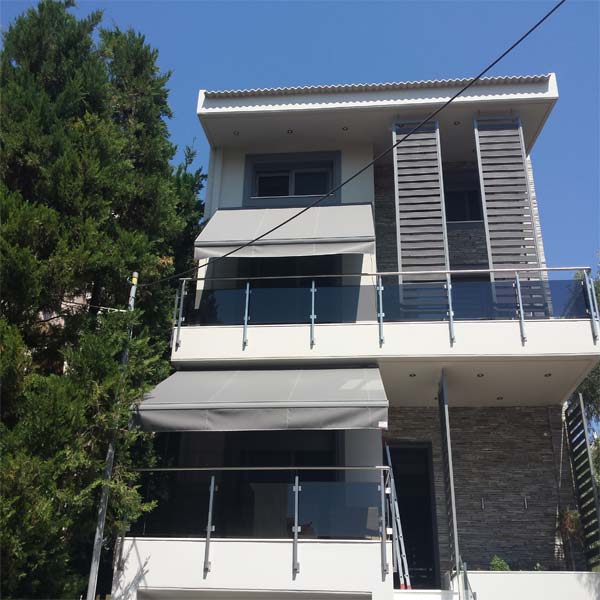 Τέντα με βραχίονες